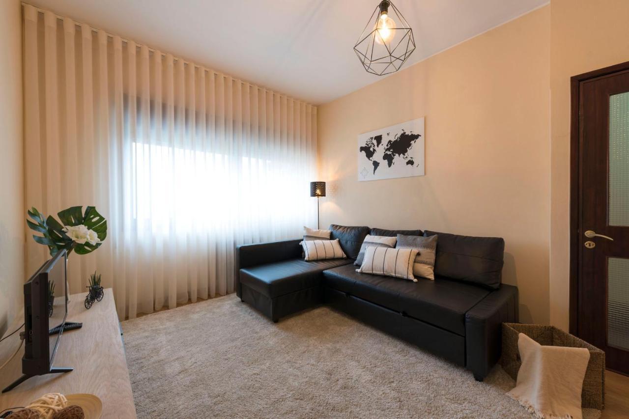 Lovelystay - Serralves Apartment With Free Parking Porto Buitenkant foto