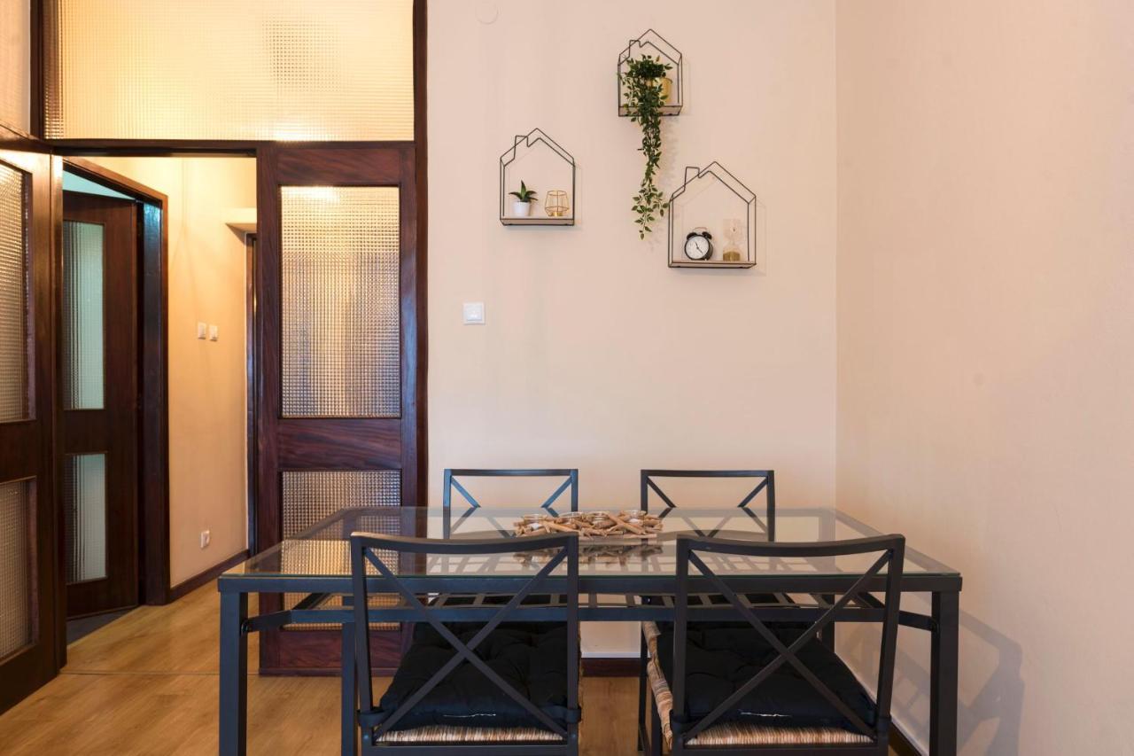 Lovelystay - Serralves Apartment With Free Parking Porto Buitenkant foto